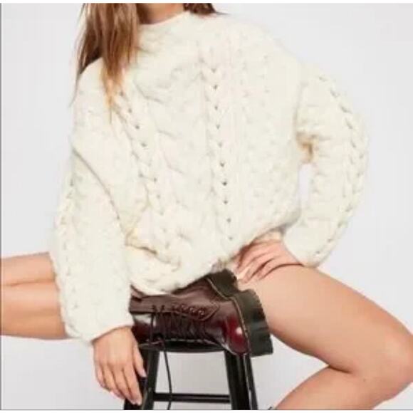 Free People Alpaca Oversized Cableknit Chunky White Cream Alpaca Sweater S - Picture 1 of 6